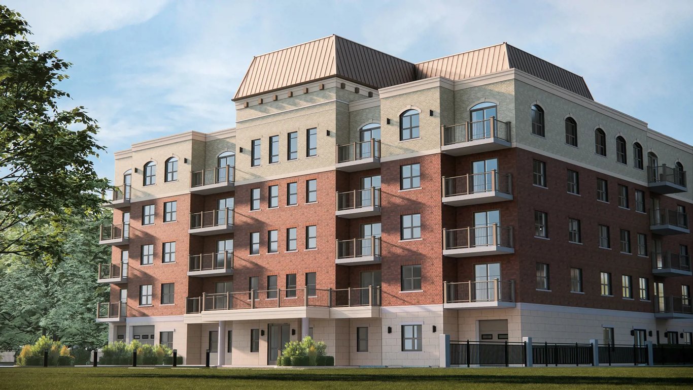46 Main Street Markham North, Markham Real Estate